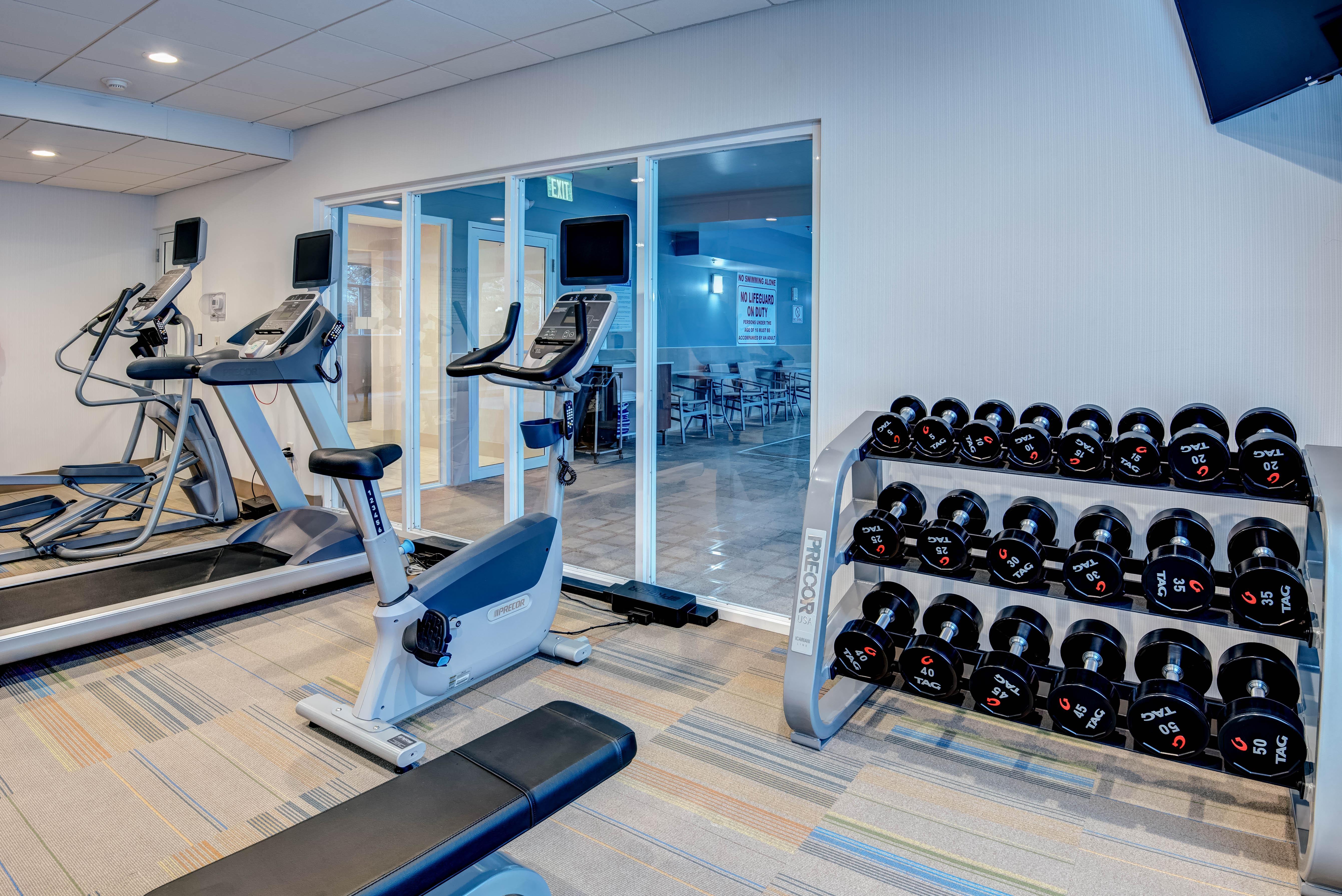 Holiday Inn Express Woodbridge By Ihg Avenel Exteriör bild