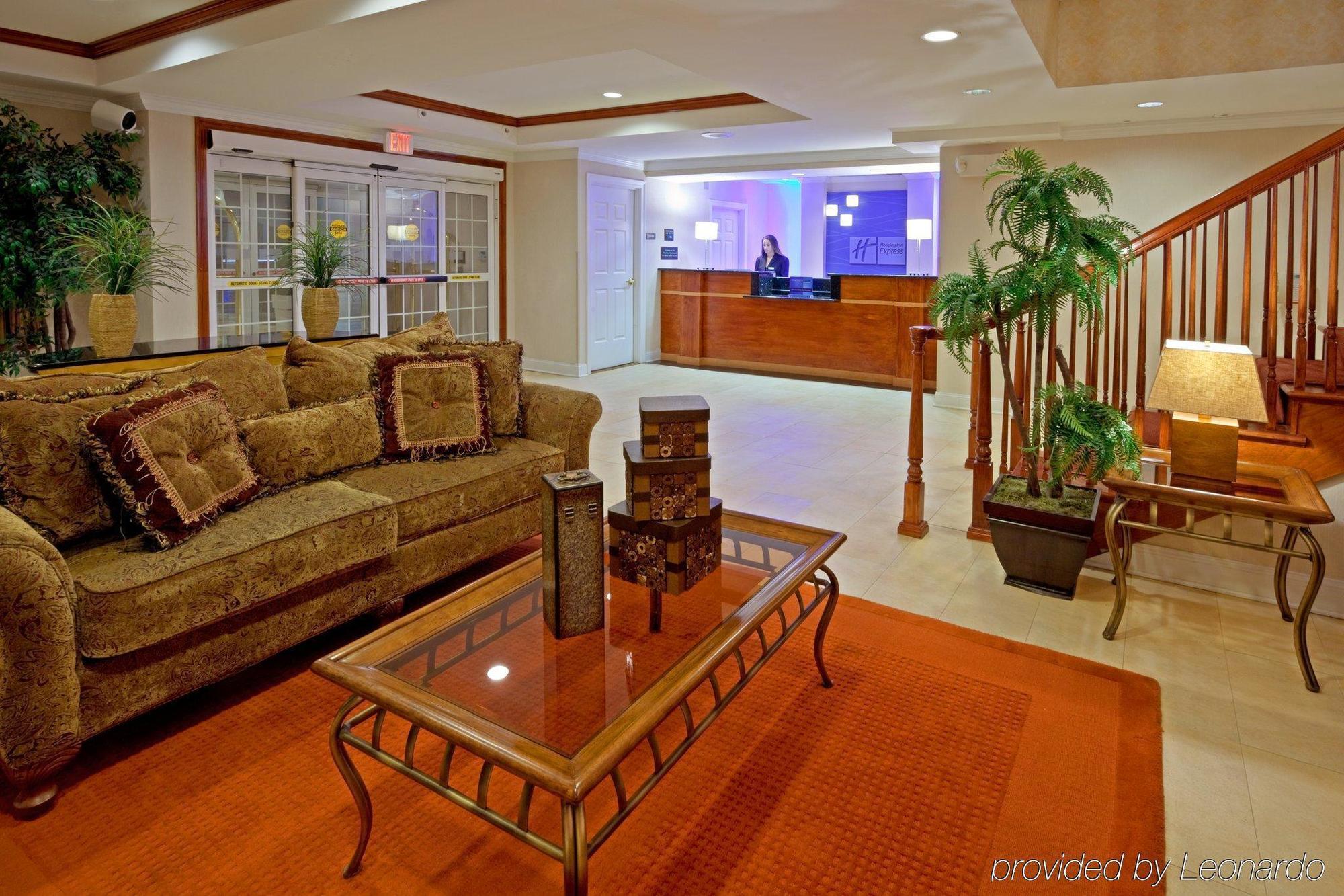 Holiday Inn Express Woodbridge By Ihg Avenel Inreriör bild